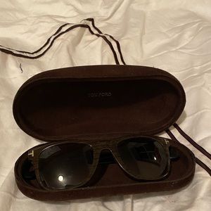 TOM FORD sunglasses. GREAT CONDITION. With case